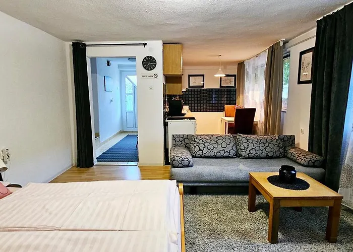 Stari Grad - Na Uni - Bihac Cazin * Ostrozac (Cazin)